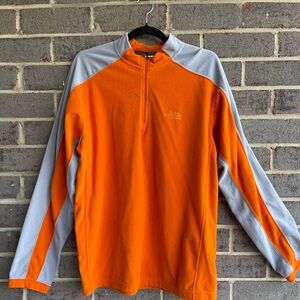 The North Face Men  M Sweatshirt Carrot/Dark Gray Lightweight Fleece 1/4 zipper
